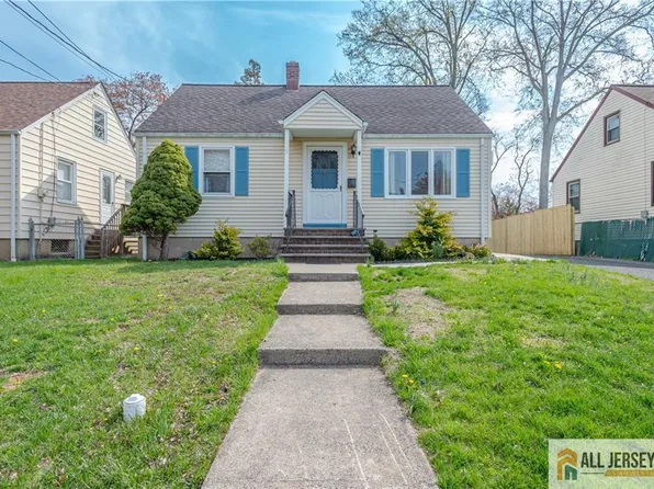 8 Fitzsimmons Ave, Middlesex, NJ 08846