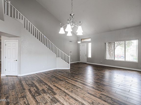 4th image of 10384 W Rosewood Dr