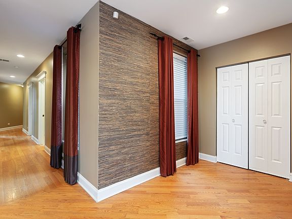 2nd image of 4414 S Vincennes Ave APT 2