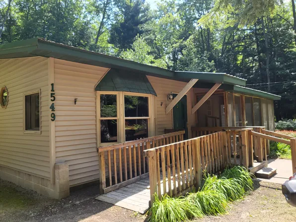 1549 Sunfish Ave, Grayling, MI 49738