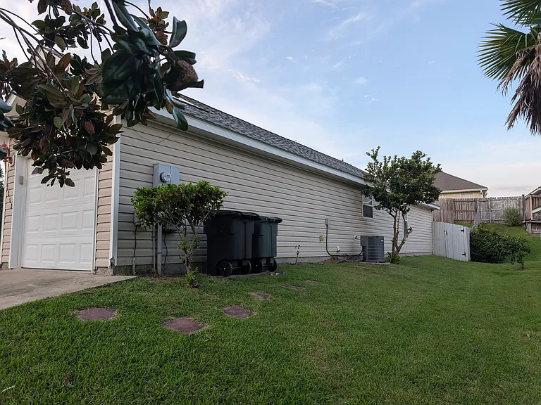 3353 Woodbriar Ln — Photo 18