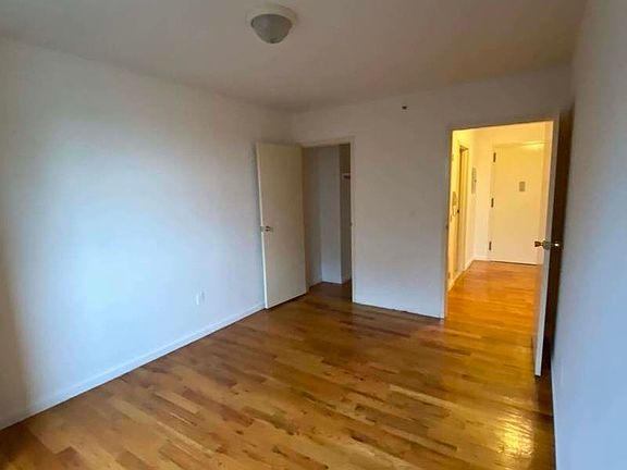 3rd image of 37-21 32nd St #409