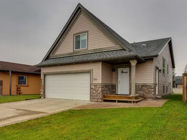 24 E Mackenzie Cres, Lacombe, AB T4L 0B2