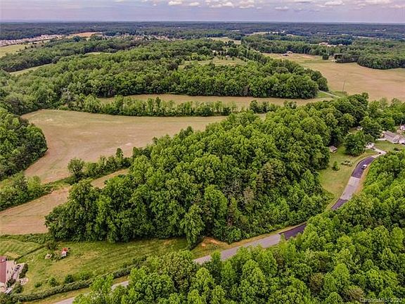 3rd image of 128 Shepherds Bluff Dr #4