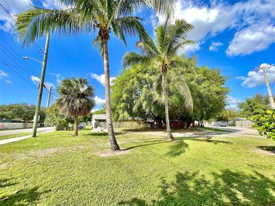 2401 NW 8 Street, Fort Lauderdale, FL, 33311