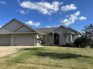 372 Concord Dr, Oregon, WI 53575