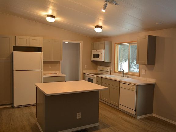 2nd image of 227 Eagle Dr