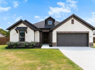 2106 Briarwood Dr, Bridgeport, TX 76426