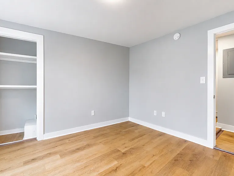832 Washington St #4 — Photo 17