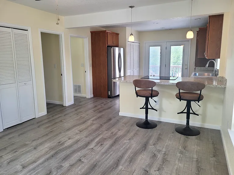 1527 W Colorado Ave #201 — Photo 14