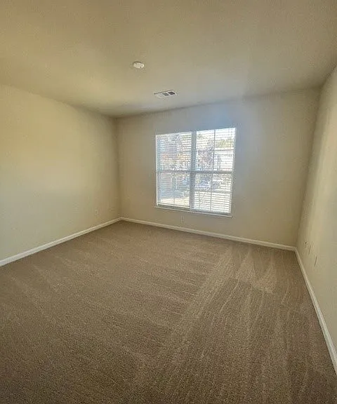 Clairmont at Hillandale — Photo 41
