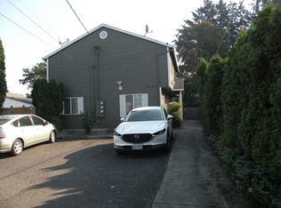 2542 SE 84th Ave APT 1, Portland, OR