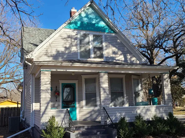 514 N Chestnut St, Lindsborg, KS 67456