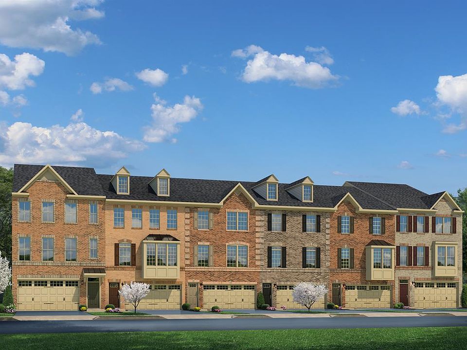 Schubert Front Garage