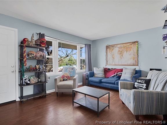 3rd image of 4009 Village Dr