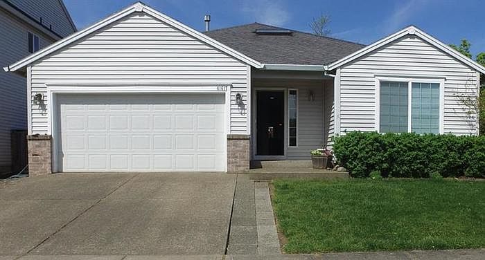2nd image of 41617 NW Oak Way