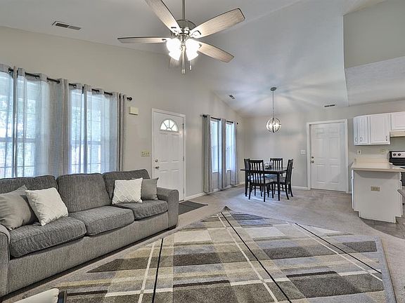 5th image of 1524 Greenlawn Way