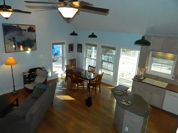 2nd image of 40 Old Cottage Beach Dr