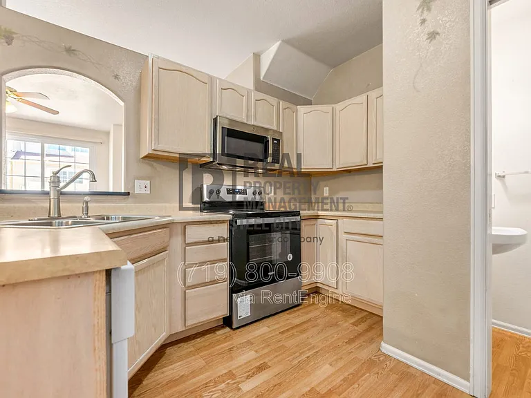 4141 Outlook Blvd #N — Photo 8