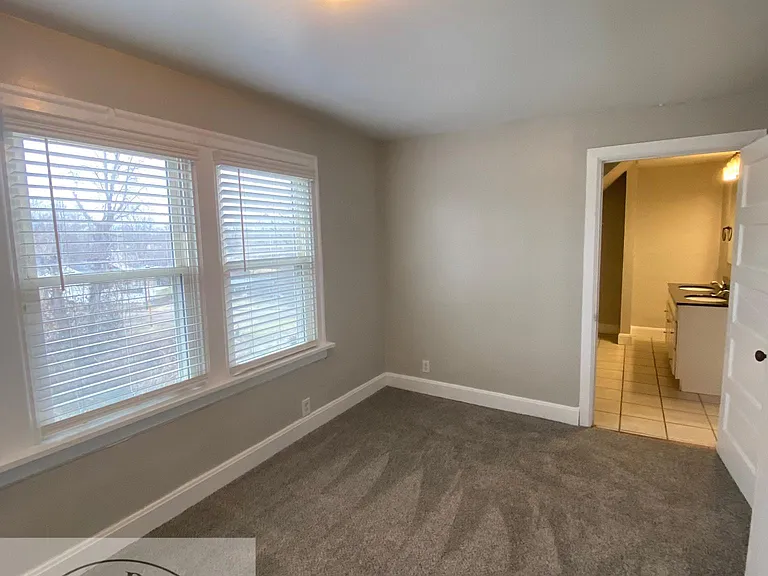 310 Brown Ave — Photo 20