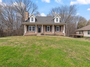 744 Acorn Dr, Clarksville, TN 37043