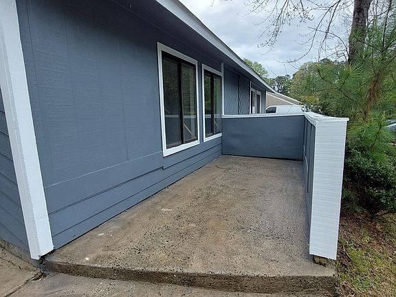2nd image of 104 Clearview Dr