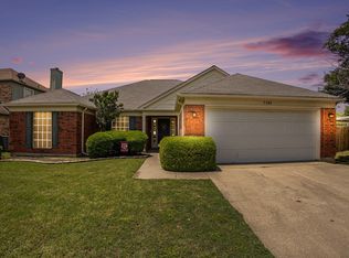 7105 Wooddale Dr, Watauga, TX 76148