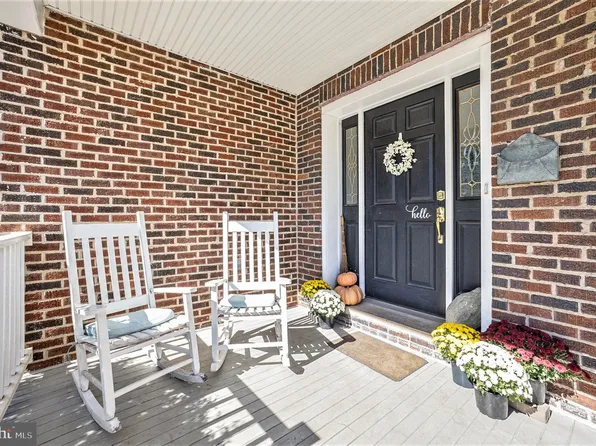 563 E Broad St, Souderton, PA 18964