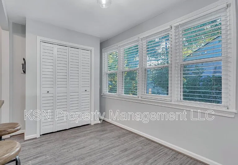 1928 Hawthorne St — Photo 16