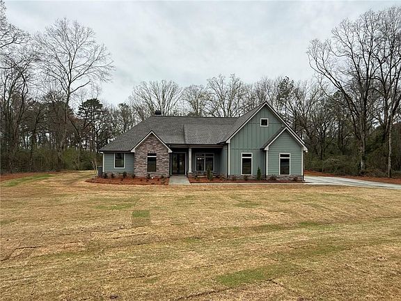 2nd image of 305 Springtime Way