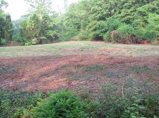 38 Hemlock Rd, Columbia, NJ 07832