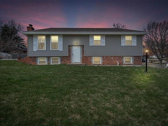 2nd image of 14540 Cobblestone Dr