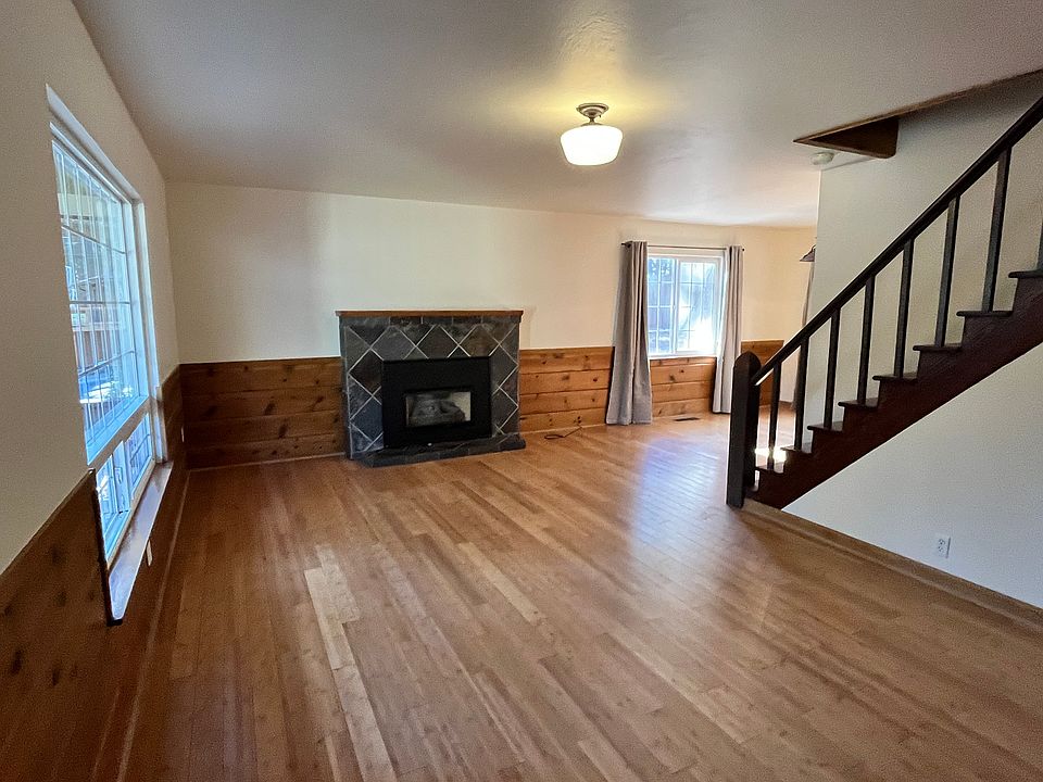 1st image of 1933 10th St