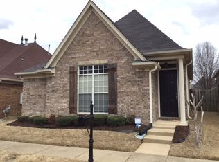 1586 Wynne Grove Dr, Cordova, TN 38016