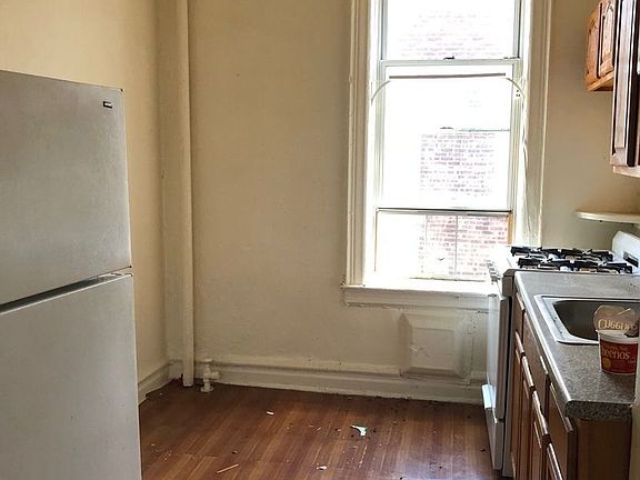 3rd image of 333 Neptune Ave APT D10