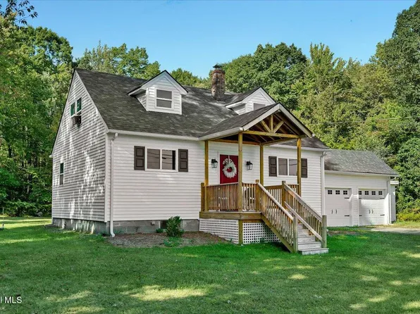 1687 County Highway 107, Amsterdam, NY 12010