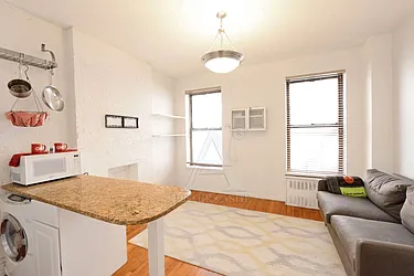 Rented by Peter Ashe