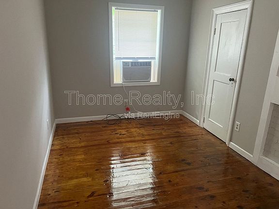 2nd image of 633 Pennsylvania Ave #B