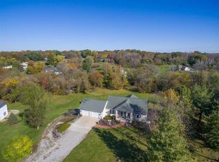 3126 Pond Ln NE, Iowa City, IA 52240