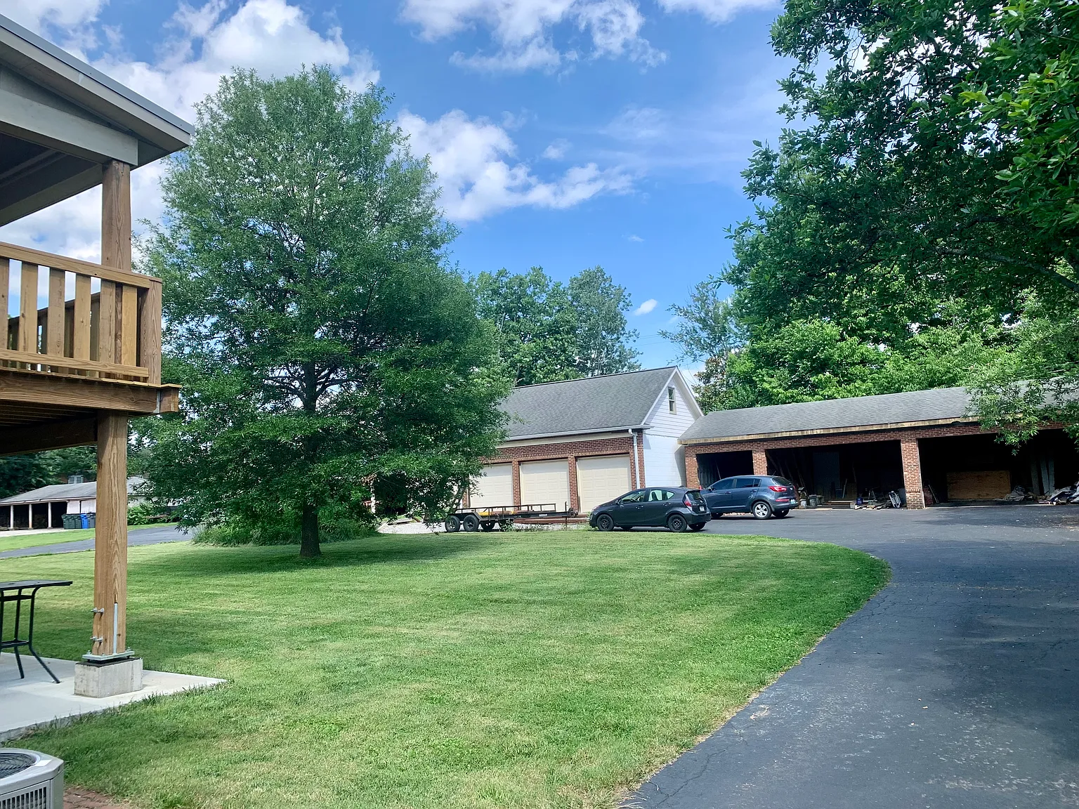 2 bed, 900 sqft, $1,350 — Photo 3
