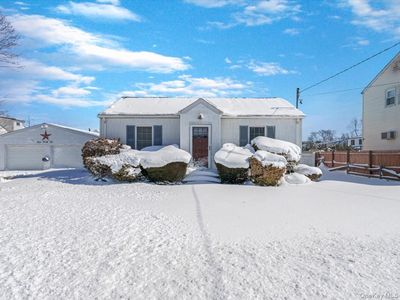 442 Oakwood Road, Huntington Station, NY, 11746