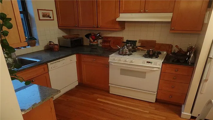 Rented by Fenwick Keats Real Estate | media 30