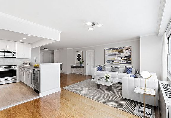 3rd image of 155 W 68th St APT 23E