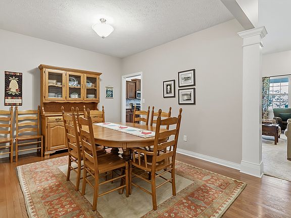 4th image of 18659 Wychwood Pl