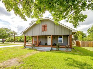 206 W 8th St, Venus, TX 76084