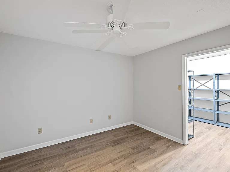305 Old Fox Trl — Photo 26
