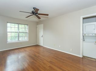 2014 Montreat Pkwy APT D, Vestavia Hills, AL 35216