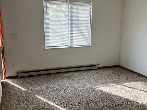 2nd image of 1205 Bunker Hill Ct APT D