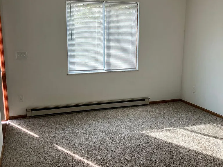1205 Bunker Hill Ct #D — Photo 2
