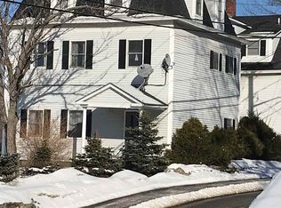 15 Grove St, Littleton, NH 03561